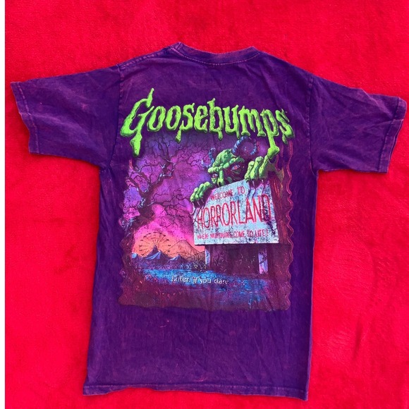 Goosebumps Horrorland Purple Graphic T Shirt Horror Theme Graphic Tee - Picture 1 of 5